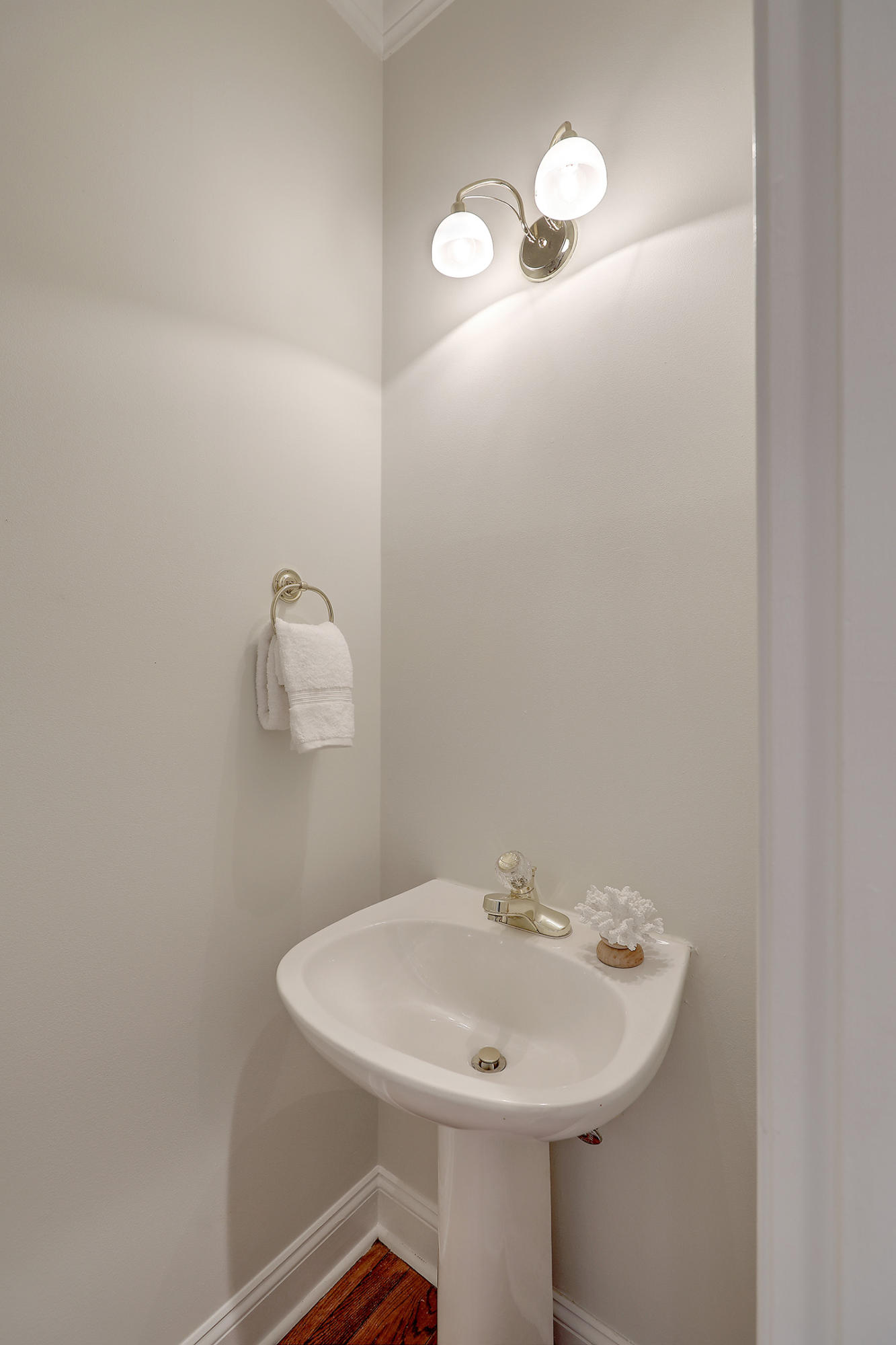 1097 Mathis Ferry Road Mount Pleasant, SC 29464 - Photo 31 of 36 Powder Room