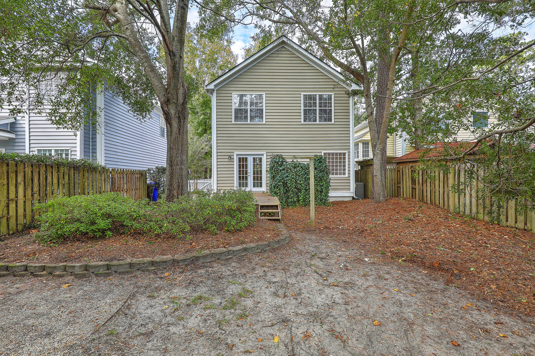 1097 Mathis Ferry Road Mount Pleasant, SC 29464 - Photo 33 of 36 Fenced Back Yard