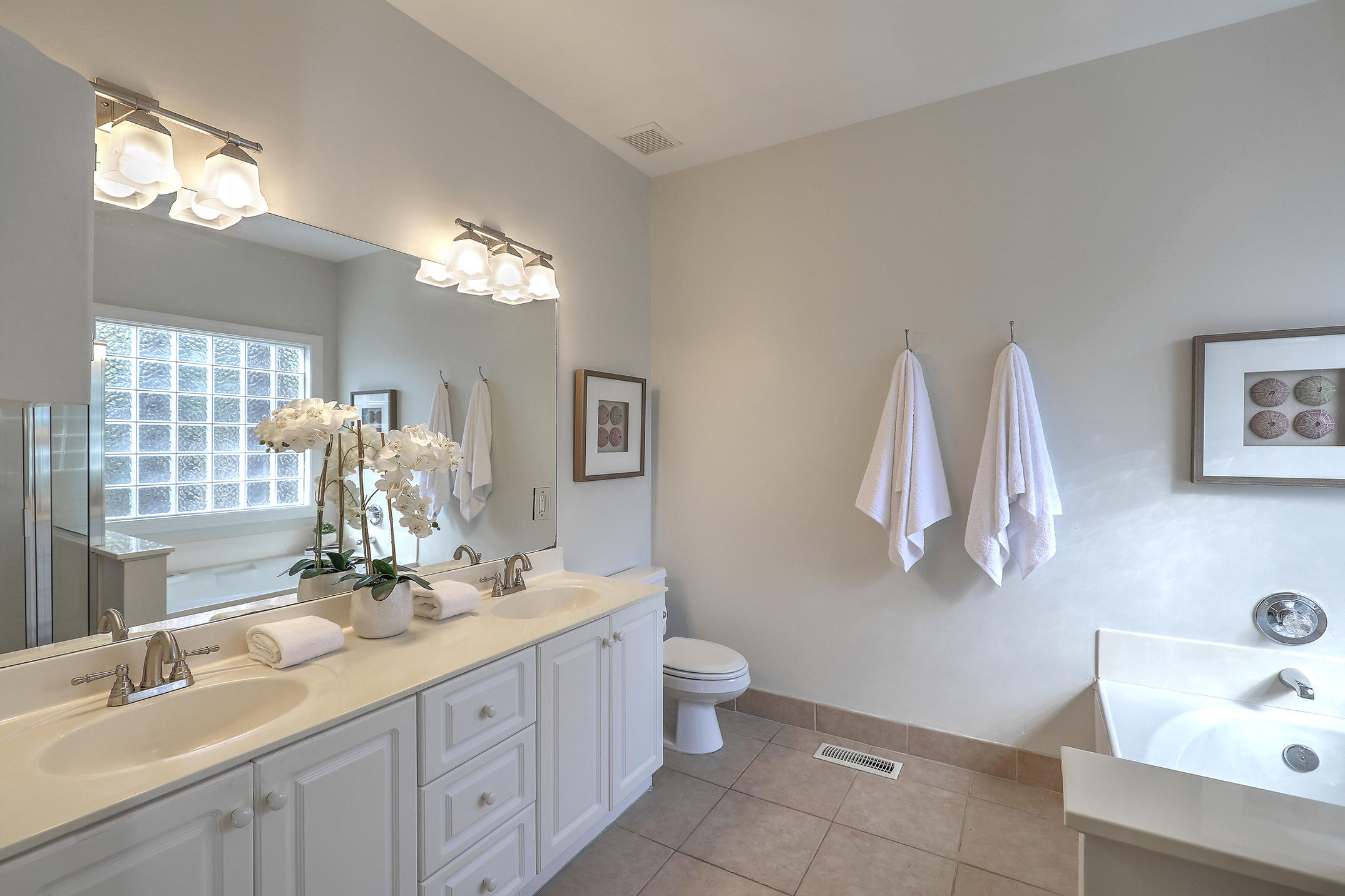 1097 Mathis Ferry Road Mount Pleasant, SC 29464 - Photo 8 of 36 Master Bathroom