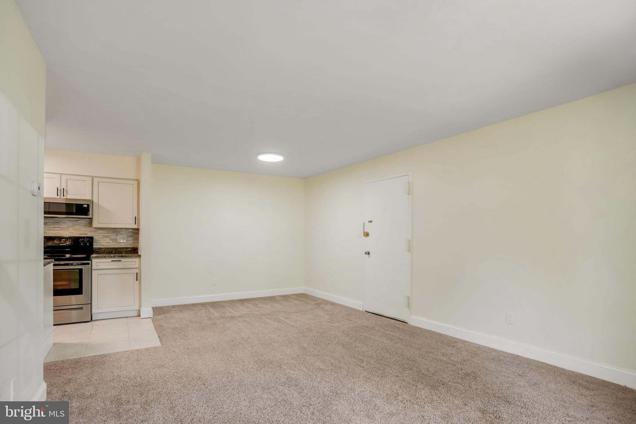 8360 Dunham Court, Unit A Springfield, VA 22152 - Photo 7 of 41 Dining room off kitchen