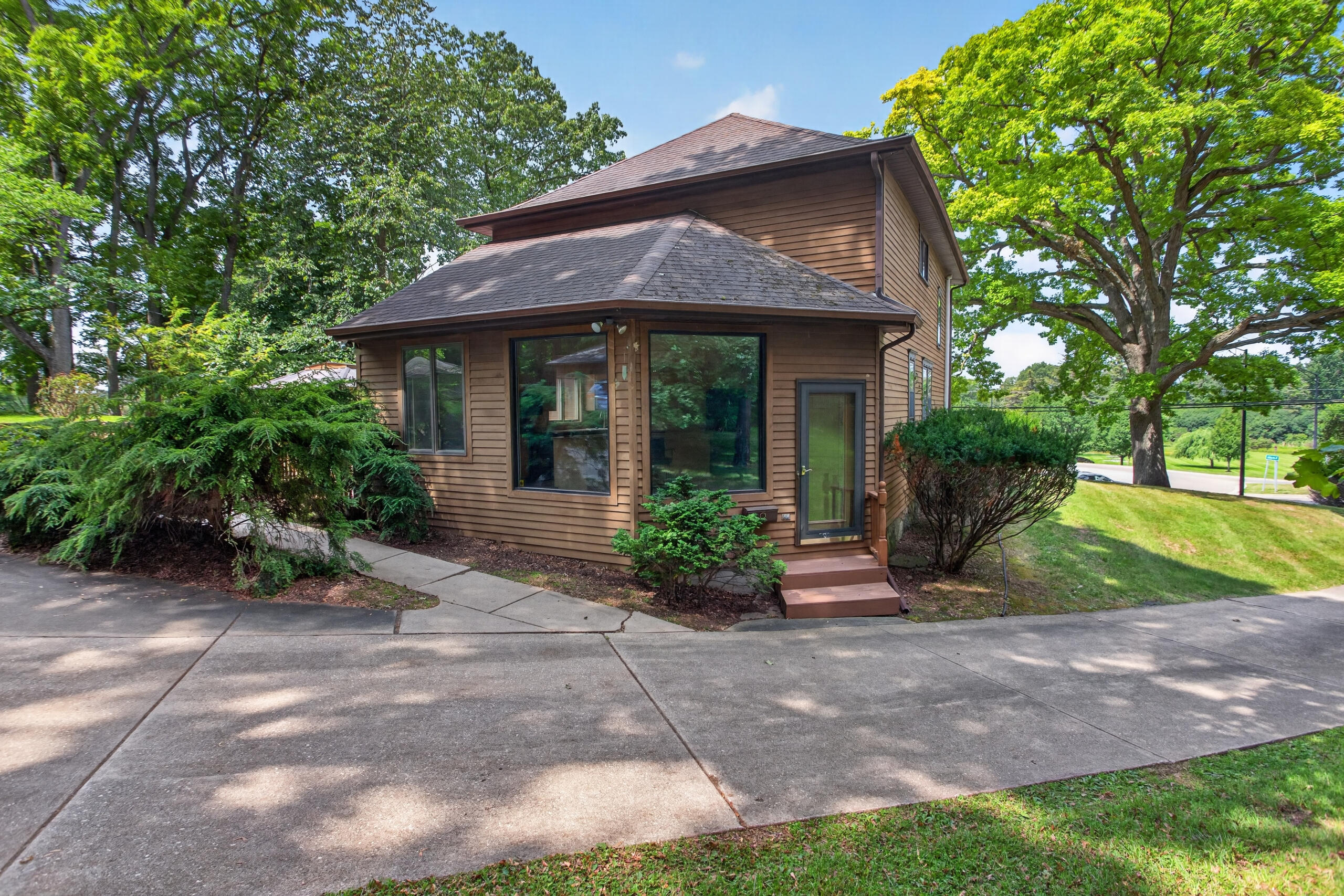 1903 Kibby Road Jackson, MI 49203 - Photo 42 of 53 IMG_0372
