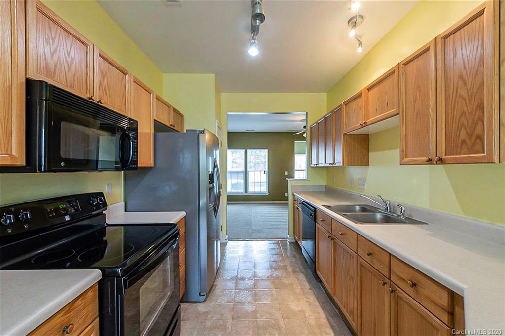 5048 Prosperity Ridge Road Charlotte, NC 28269 - Photo 2 of 20 Gallery Image 2