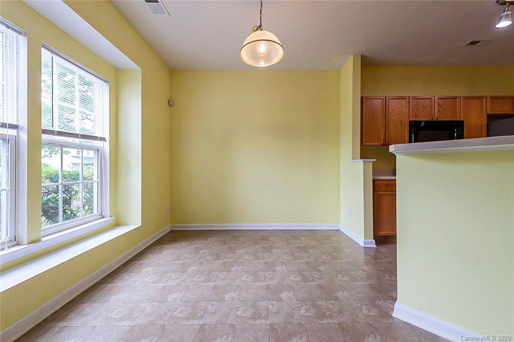 5048 Prosperity Ridge Road Charlotte, NC 28269 - Photo 7 of 20 Gallery Image 7