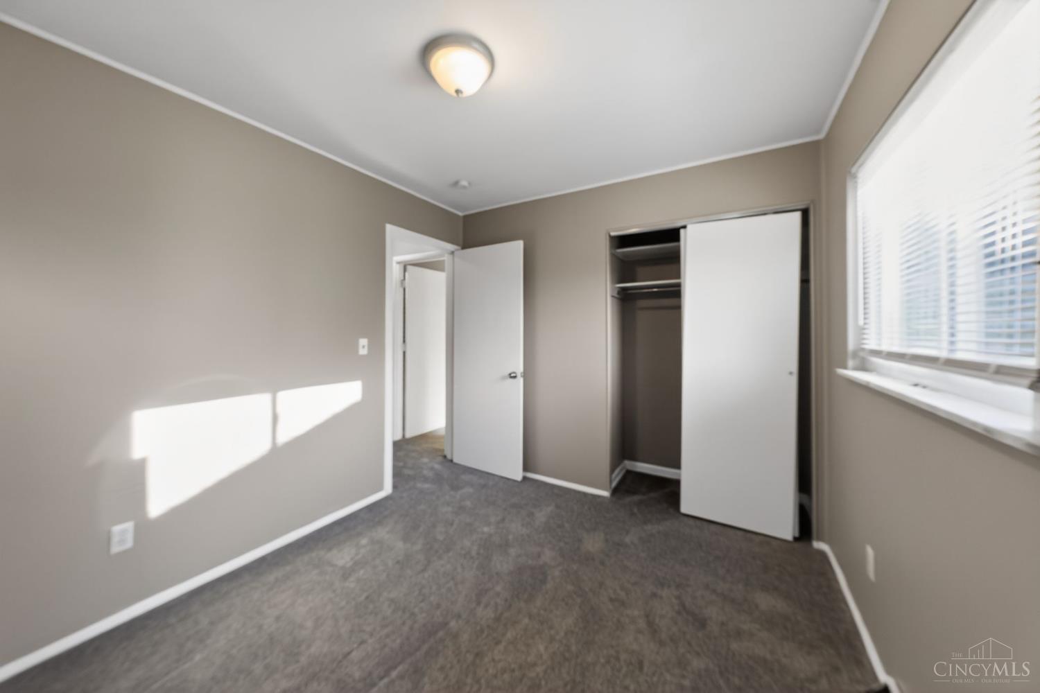 3910 Delhi Road Cincinnati, OH 45204 - Photo 13 of 38