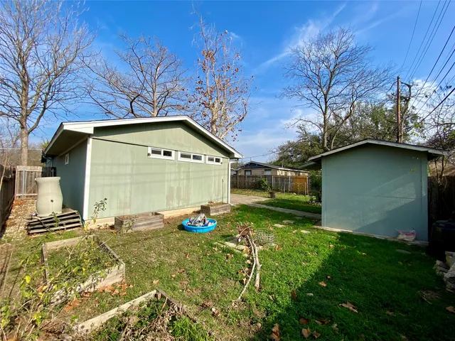 $2,800 | 2003 Patton Lane, Austin, TX 78723