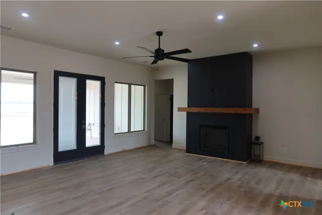 $659,900 | 16026 Honey Ridge Drive, Holland, TX 76534