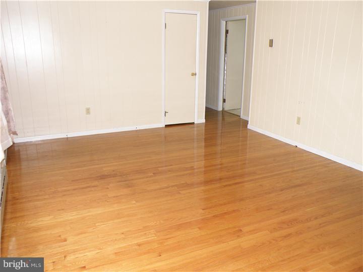 6 Rothermel Street Reading, PA 19605 - Photo 3 of 13