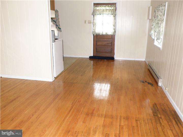 6 Rothermel Street Reading, PA 19605 - Photo 4 of 13