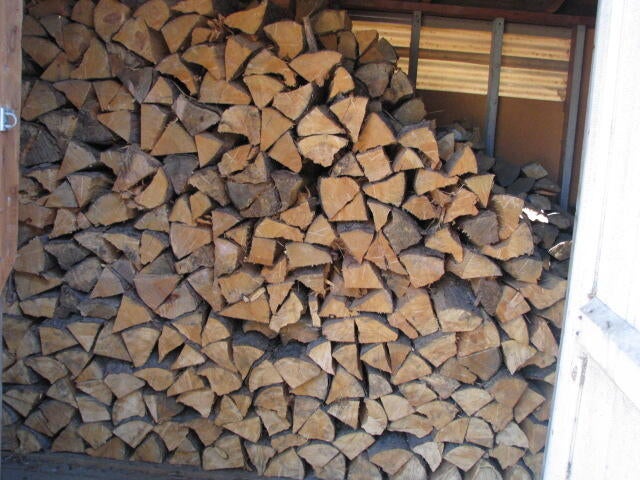 51360 Mitchell Road La Pine, OR 97739 - Photo 15 of 21 Shedfull Of splitwood