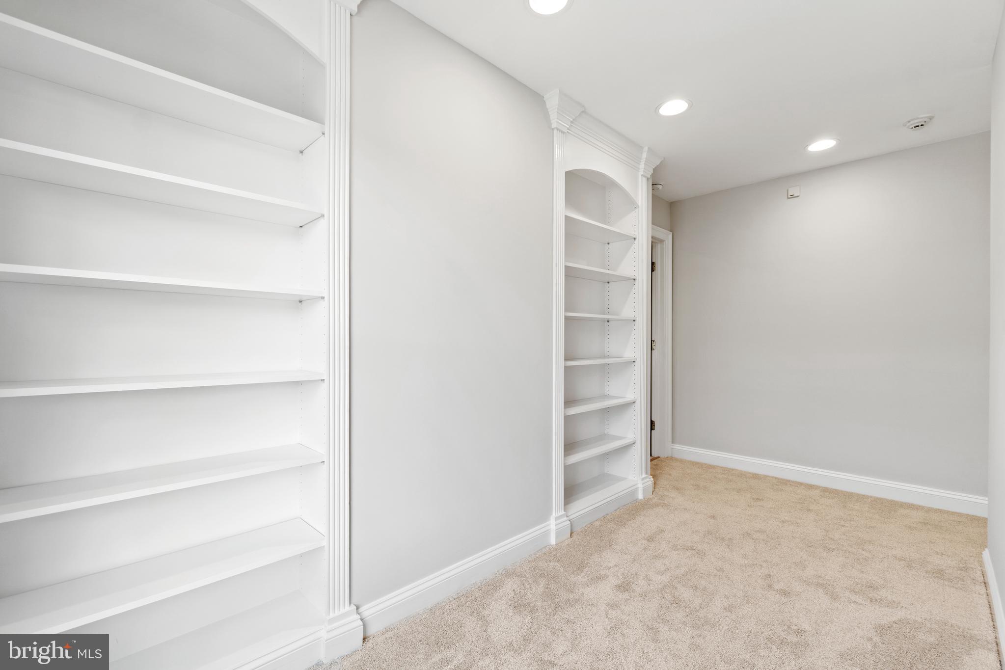 5111 Bradley Boulevard Chevy Chase, MD 20815 - Photo 25 of 36