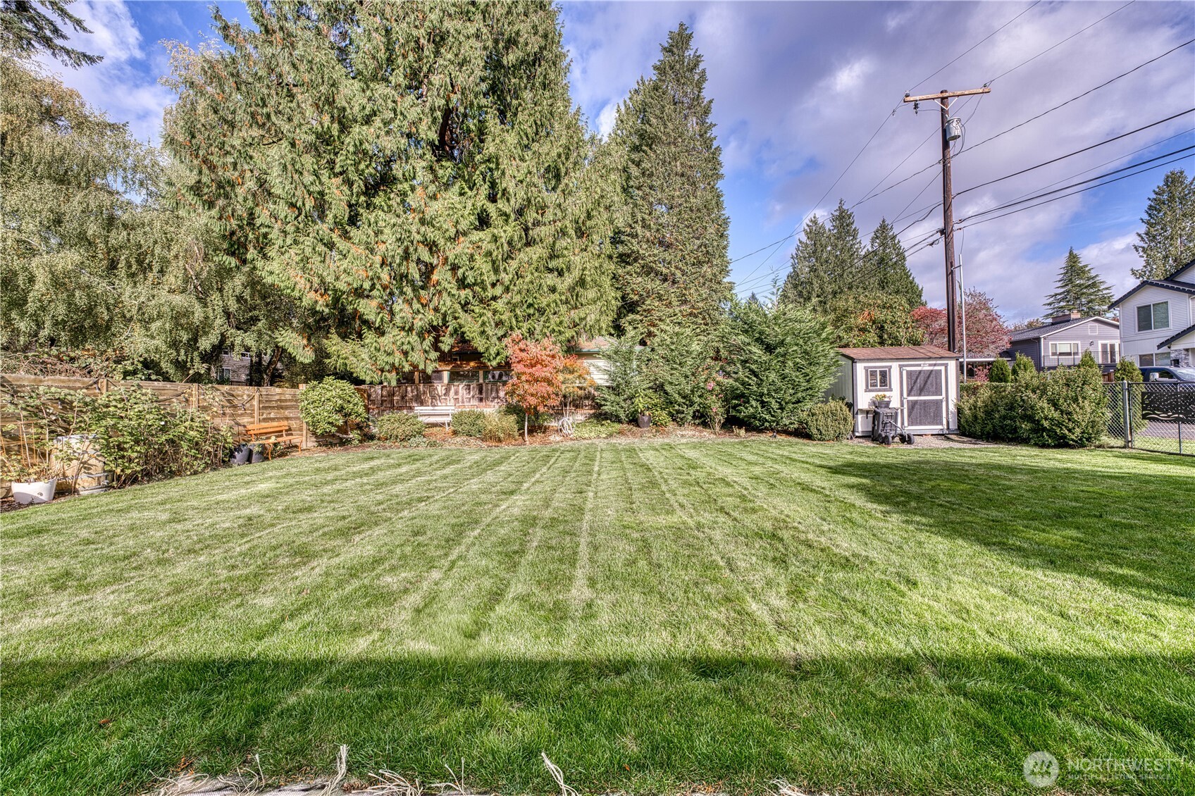 10536 Northeast 189th Street Bothell, WA 98011 - Photo 32 of 37 a view of yard with green space