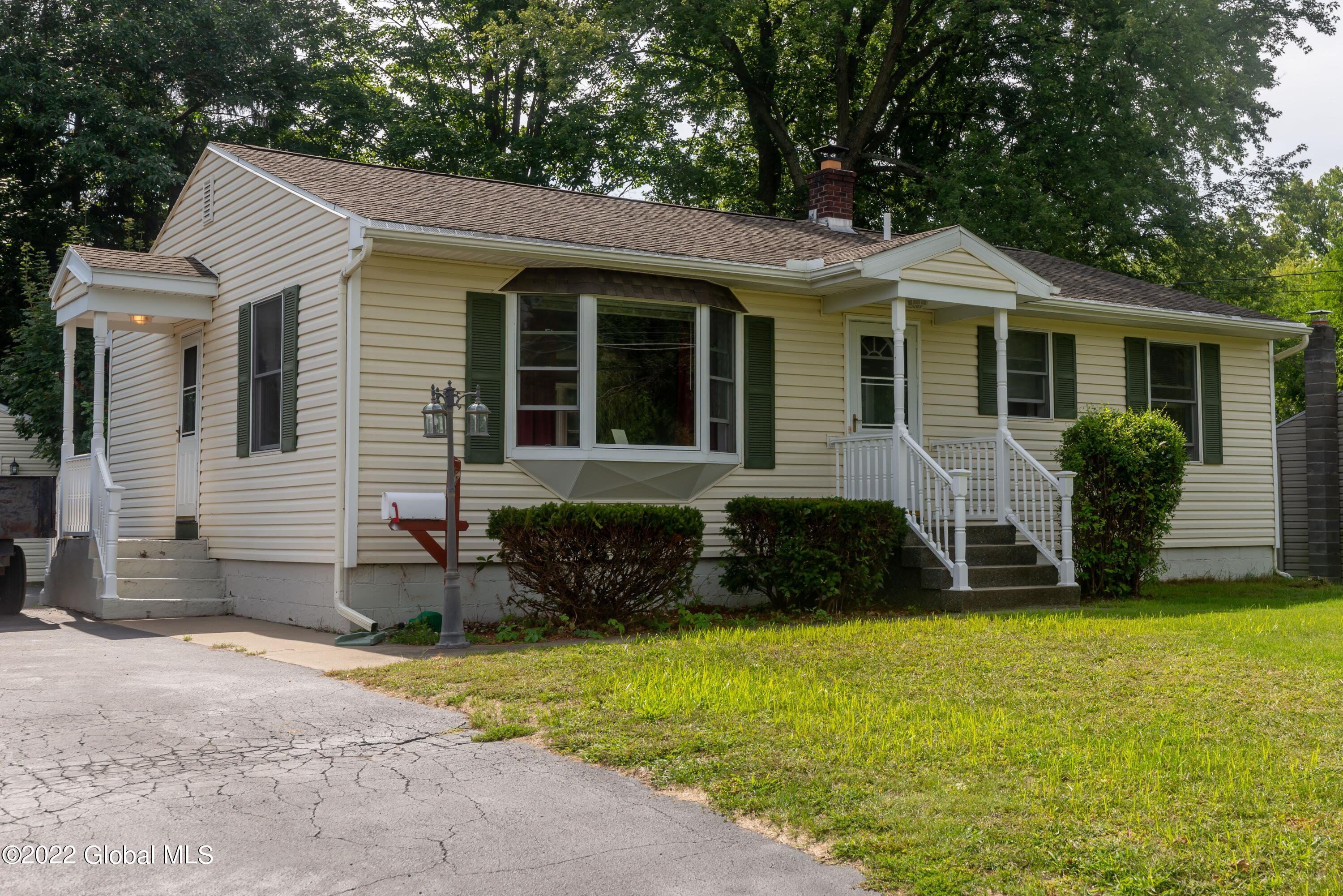 71 Russell Road Colonie, NY 12205 - Photo 1 of 23 _DSC5793