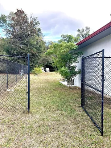 $3,600 | 12221 Anne Kenia Drive, Thonotosassa, FL 33592