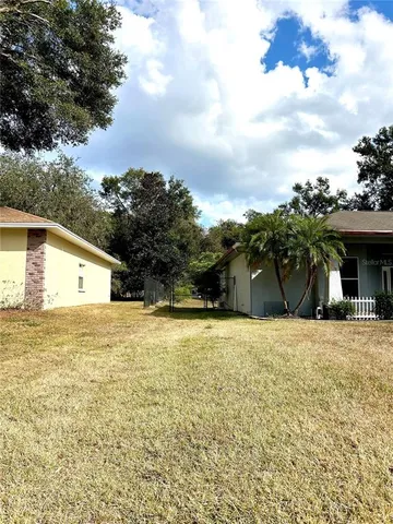 $3,600 | 12221 Anne Kenia Drive, Thonotosassa, FL 33592