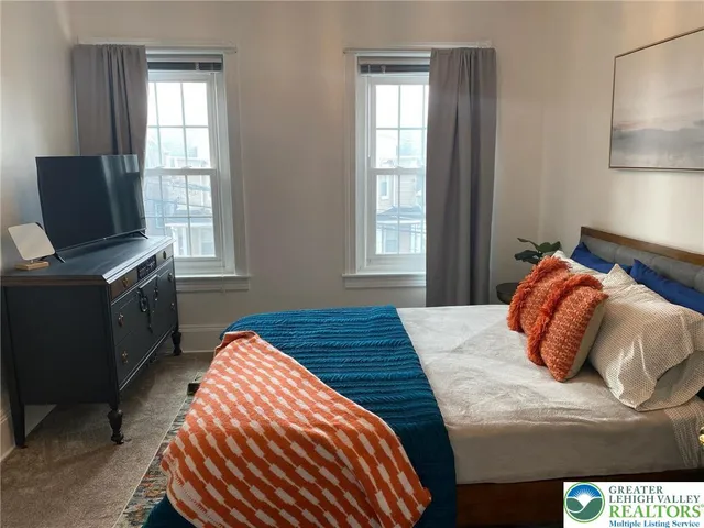 $2,600 | 37 Evergreen Street, Nazareth, PA 18064