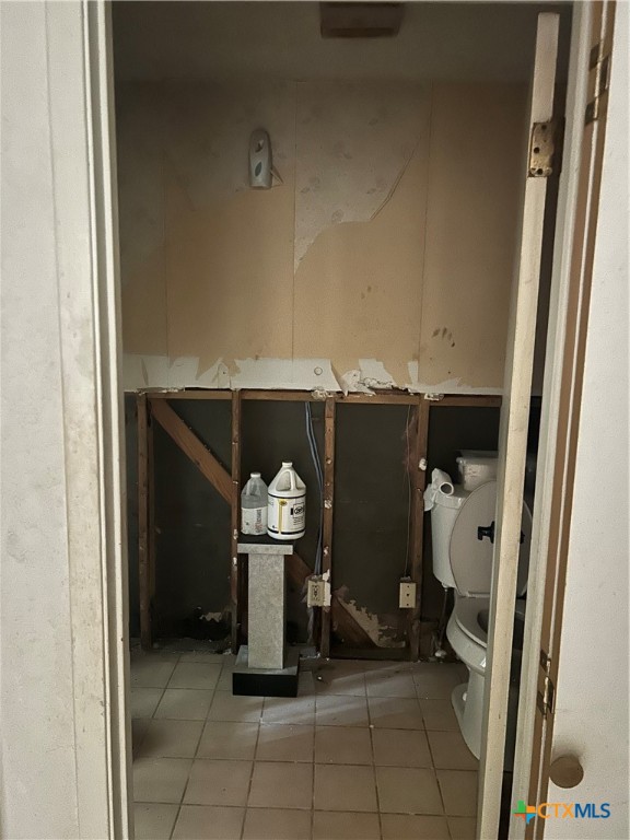 3849 Zion Hill Road Seguin, TX 78155 - Photo 26 of 35 a close view of water heater room