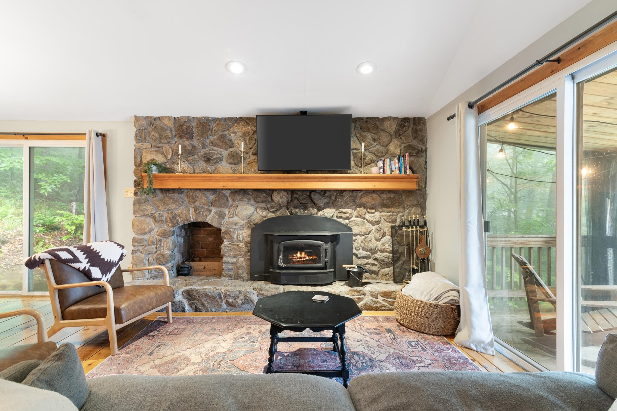 7 Lightning Ledge Way Wilmington, VT 05363 - Photo 5 of 35