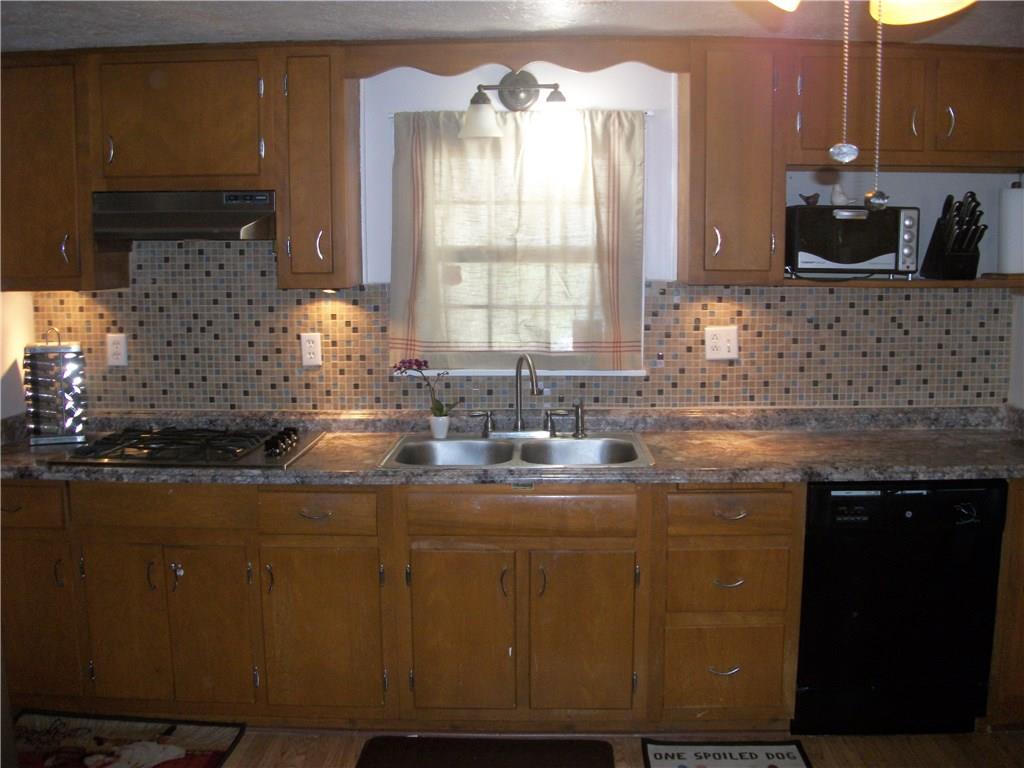 314 Clever Avenue McKees Rocks, PA 15136 - Photo 7 of 22