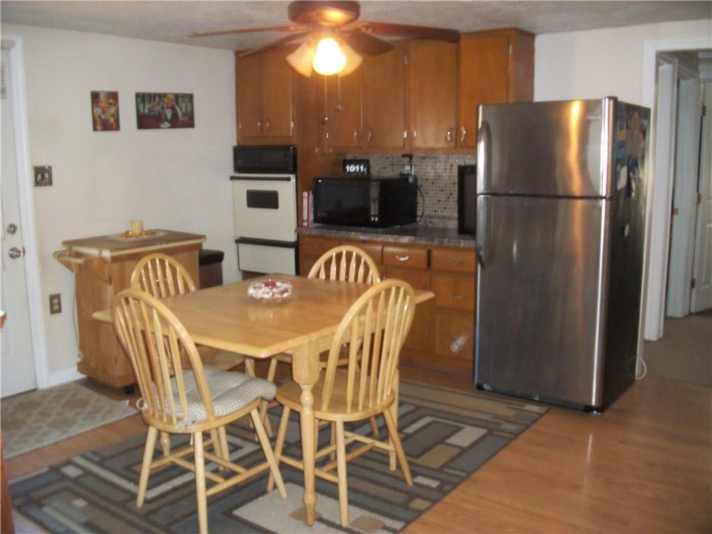 314 Clever Avenue McKees Rocks, PA 15136 - Photo 9 of 22