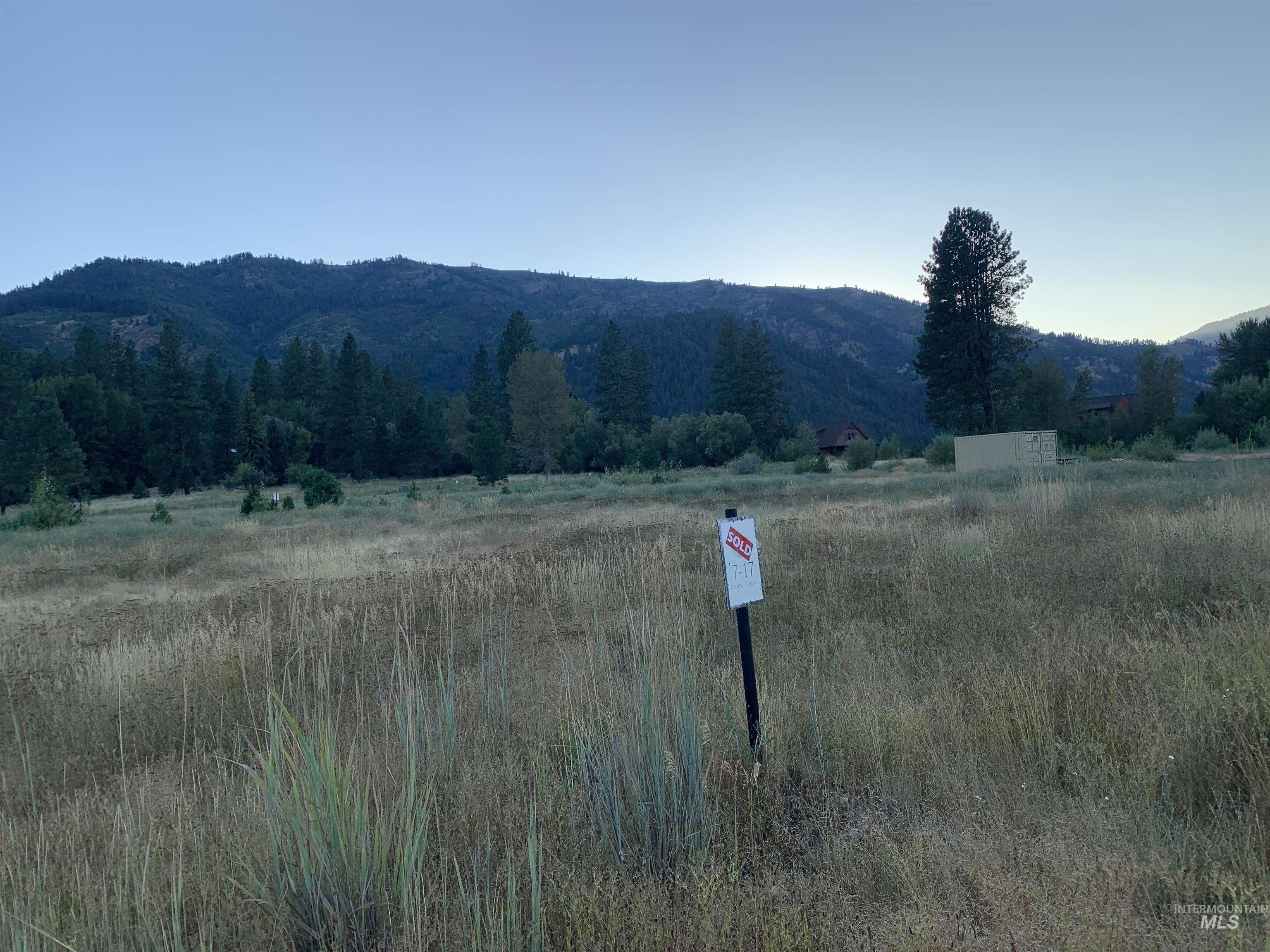 7 Singing Stream Way Garden Valley Garden Valley, ID 83622 - Photo 2 of 6