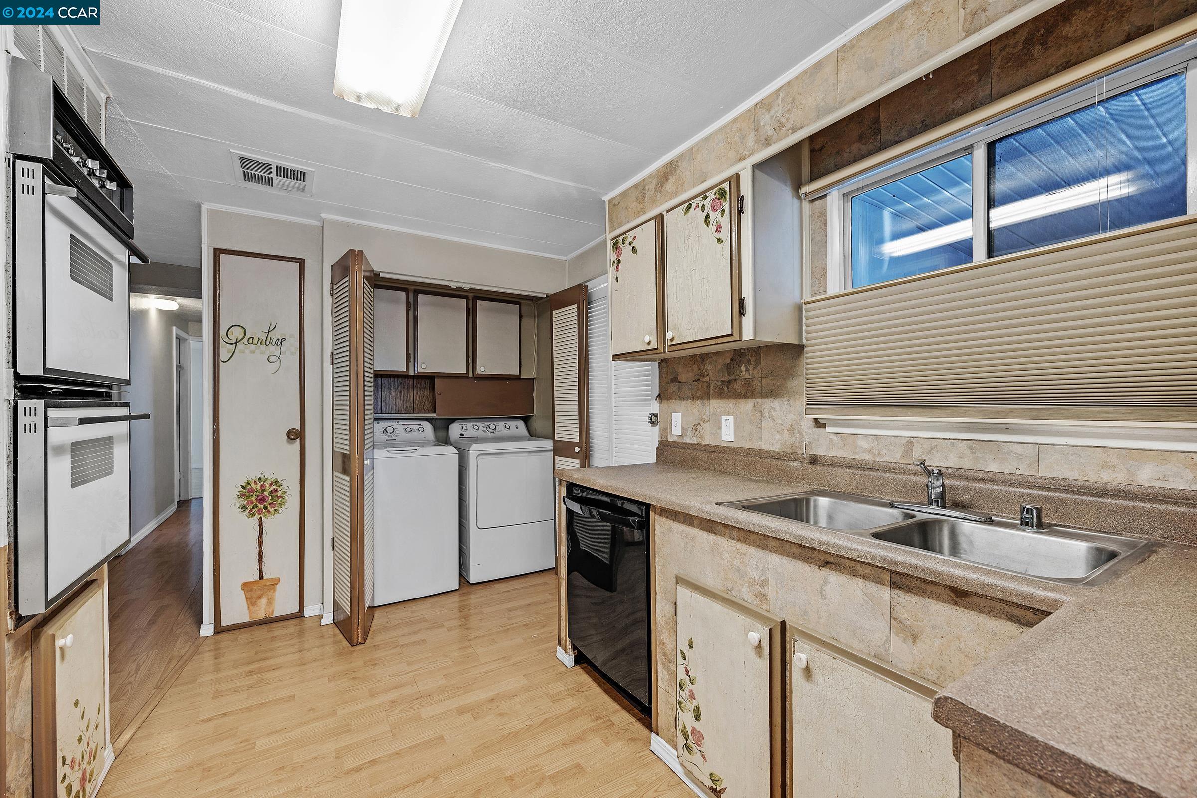 264 Safari Way, Unit 204 Pacheco, CA 94553 - Photo 12 of 32