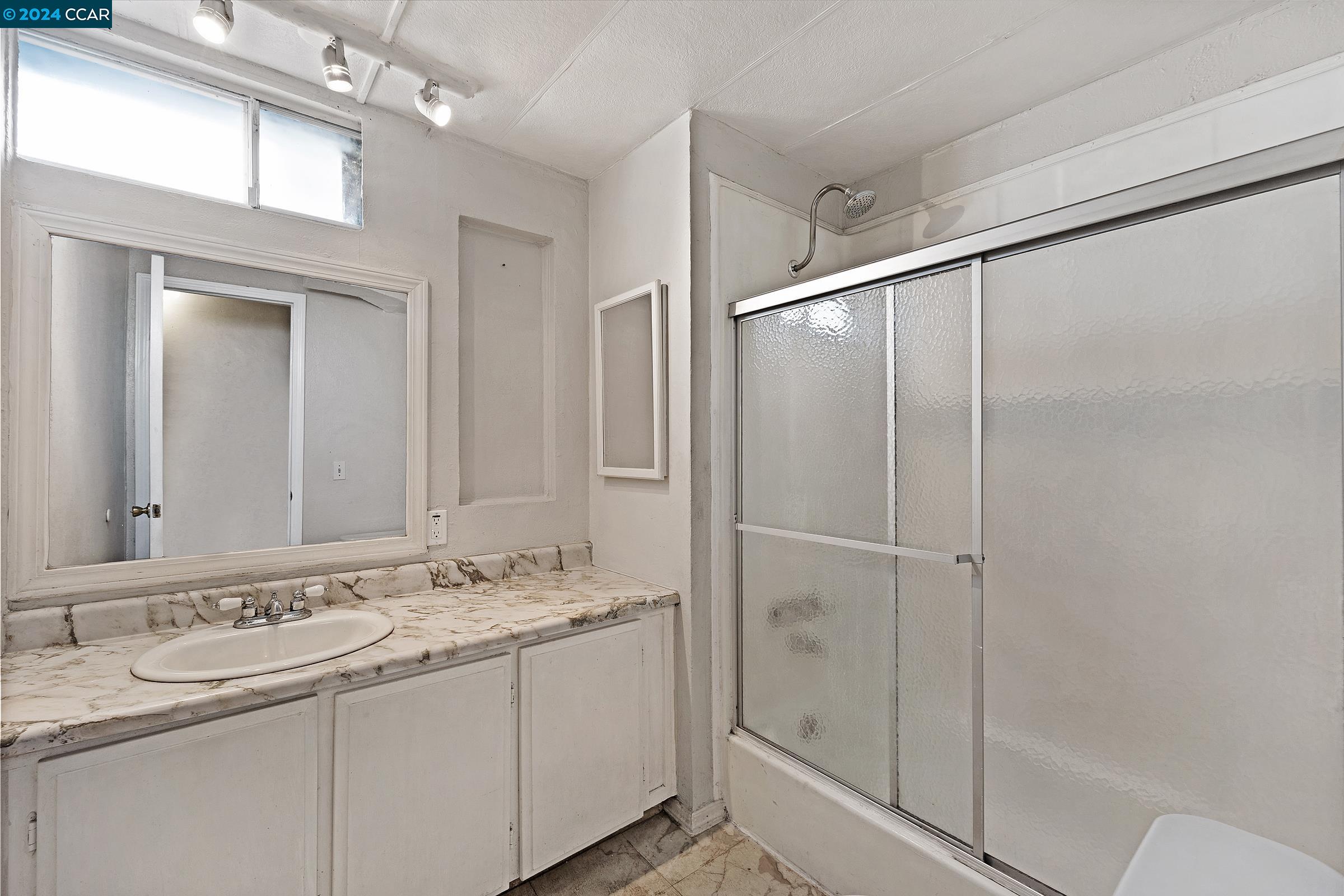 264 Safari Way, Unit 204 Pacheco, CA 94553 - Photo 20 of 32