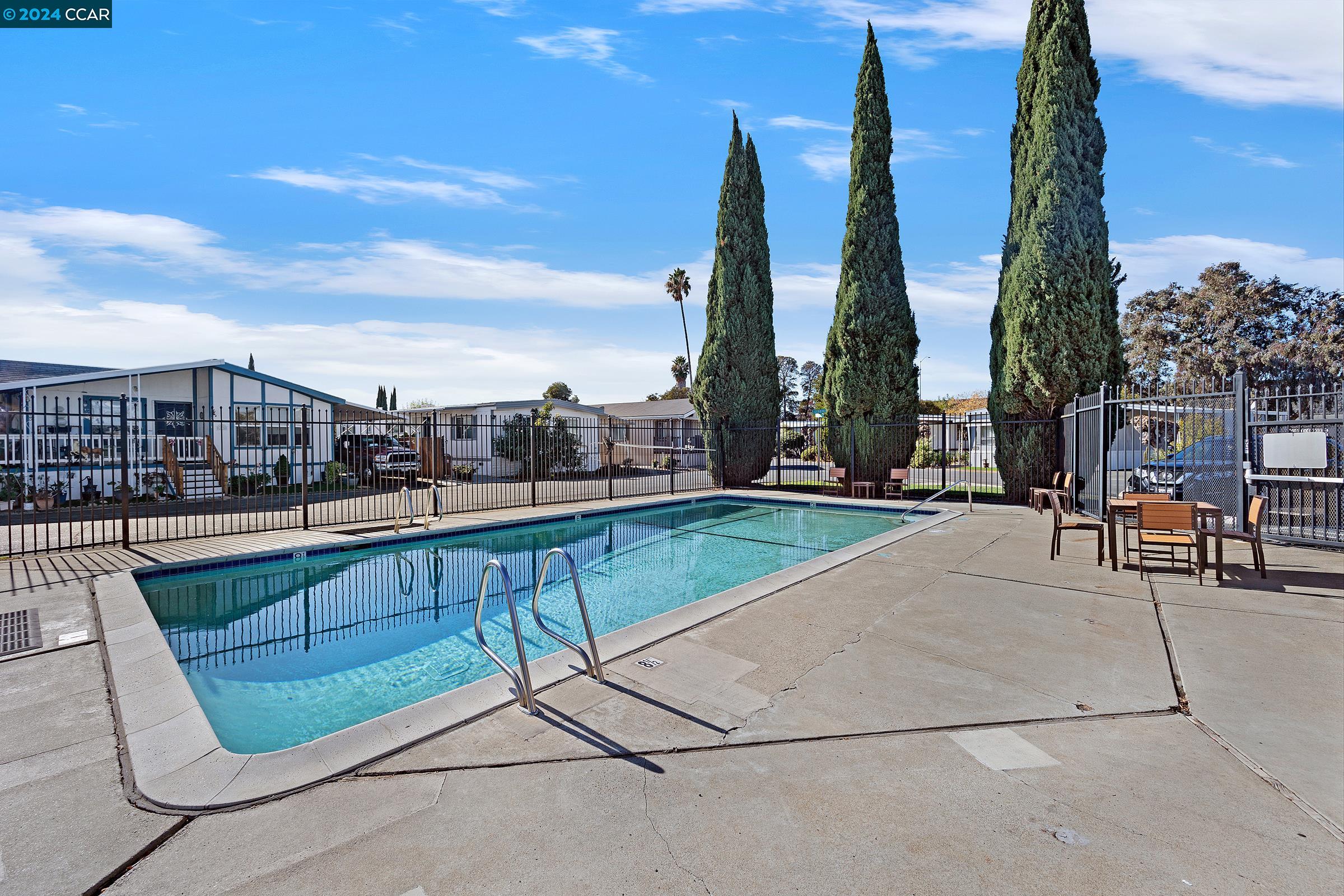 264 Safari Way, Unit 204 Pacheco, CA 94553 - Photo 31 of 32 Pool #2