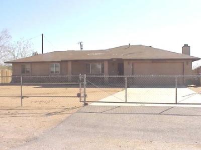 21226 Multnomah Road Apple Valley, CA 92308 - Photo 1 of 1 a view of a terrace