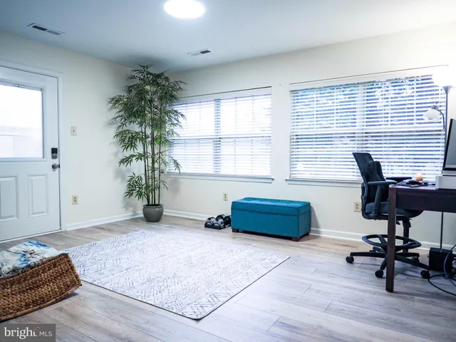 $299,900 | 9274 Cherry Lane, Unit 82, Laurel, MD 20708