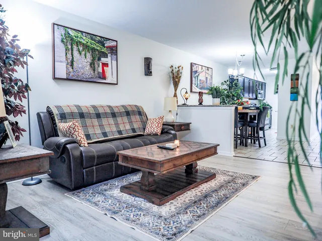 $299,900 | 9274 Cherry Lane, Unit 82, Laurel, MD 20708