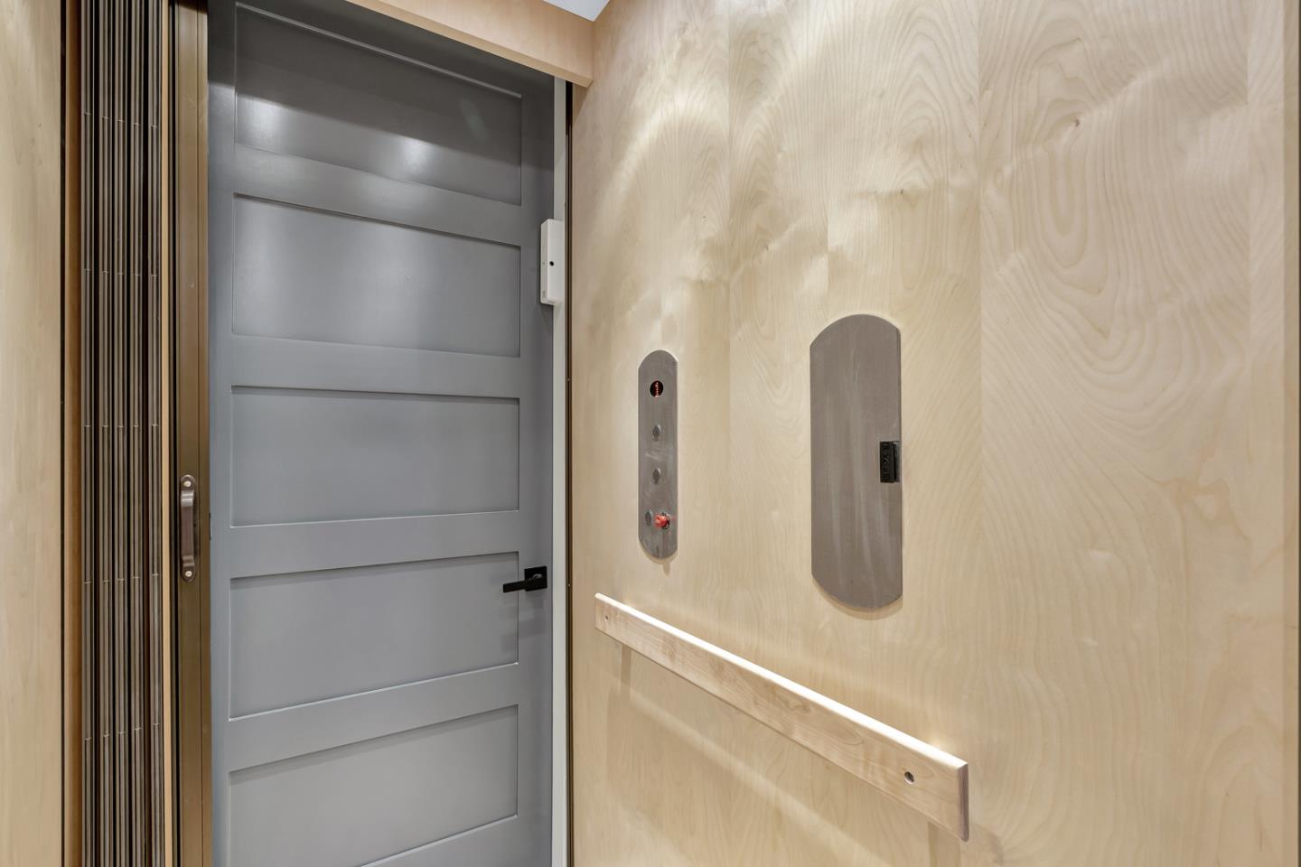 15941 Viewfield Road Monte Sereno, CA 95030 - Photo 38 of 70 a bathroom with a shower