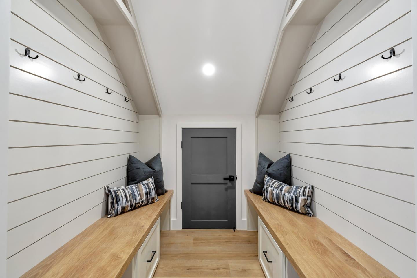 15941 Viewfield Road Monte Sereno, CA 95030 - Photo 41 of 70