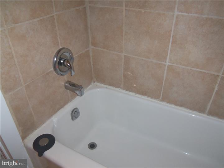 472 Ripka Street Philadelphia, PA 19128 - Photo 14 of 24