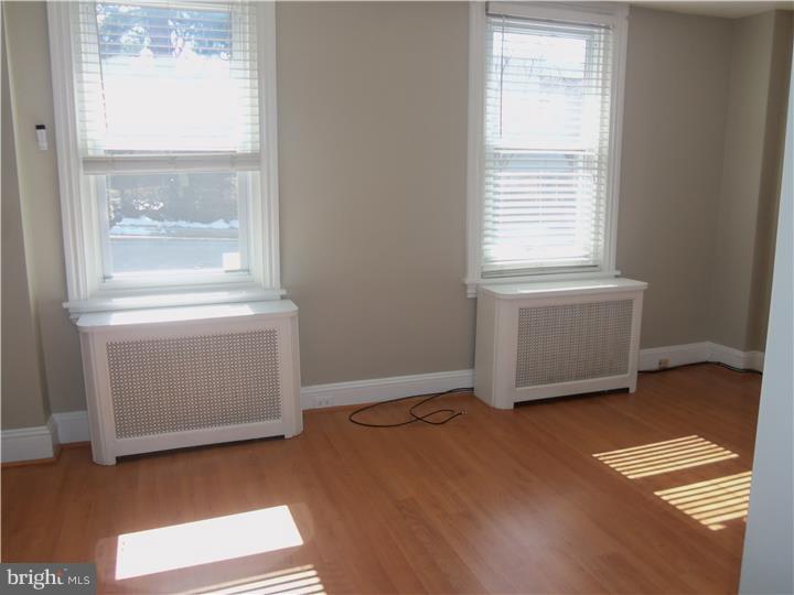 472 Ripka Street Philadelphia, PA 19128 - Photo 7 of 24