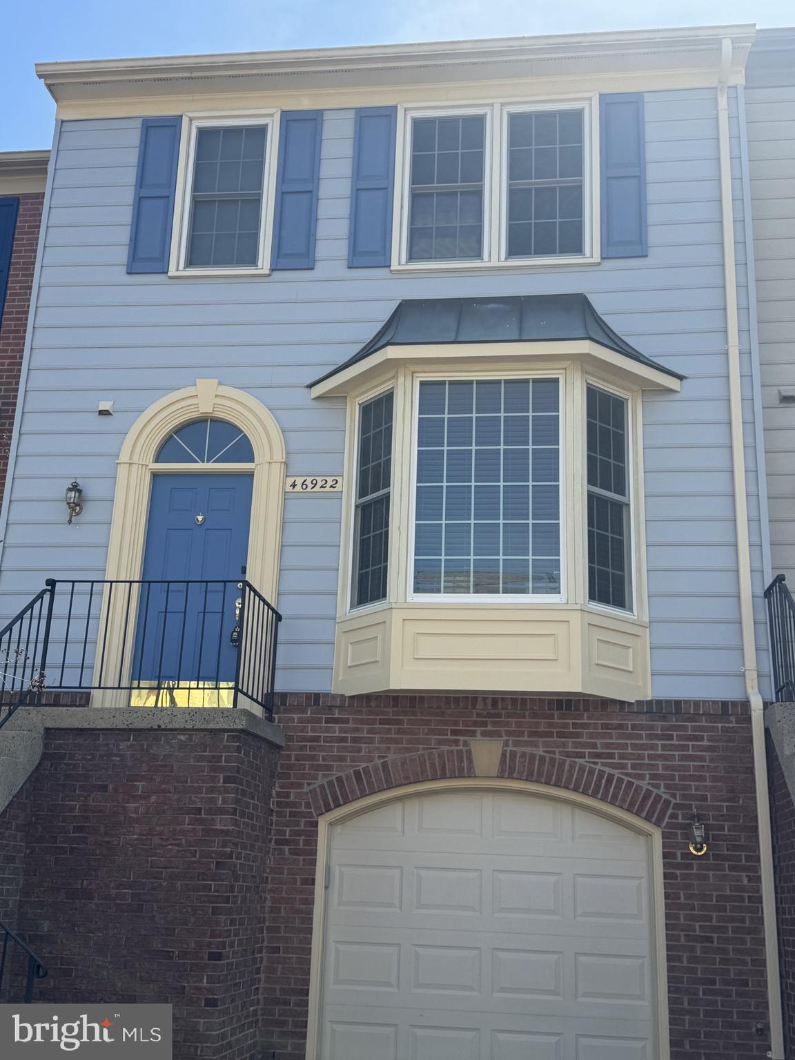 46922 Rabbitrun Terrace Sterling, VA 20164 - Photo 3 of 27