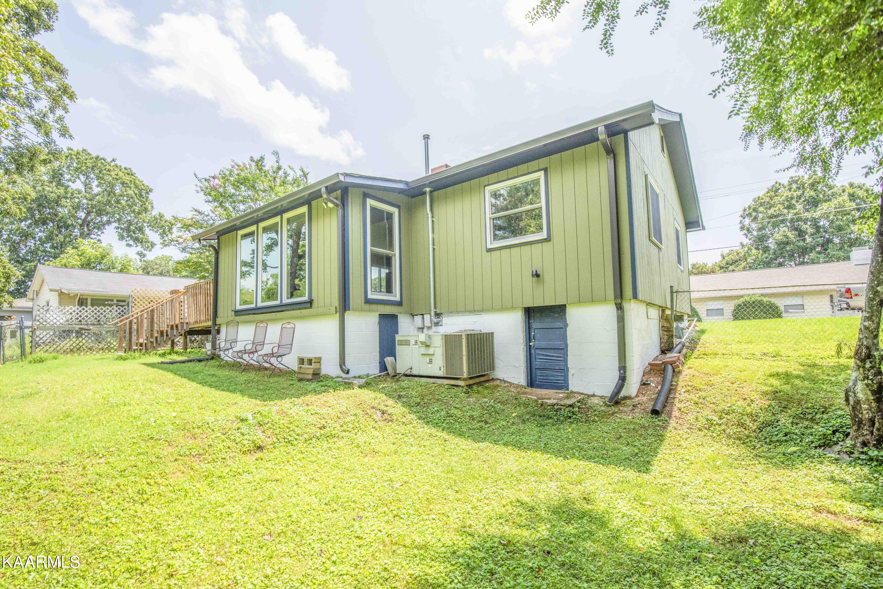 104 West Malta Road Oak Ridge, TN 37830 - Photo 30 of 41 yard 1_1