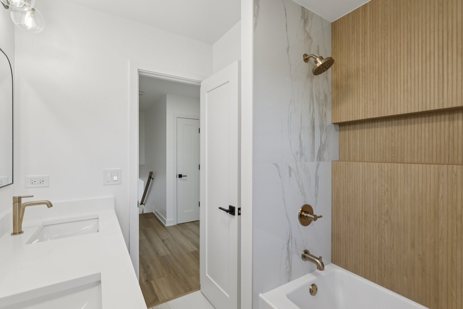 8135 West Rascher Avenue Chicago, IL 60656 - Photo 24 of 43