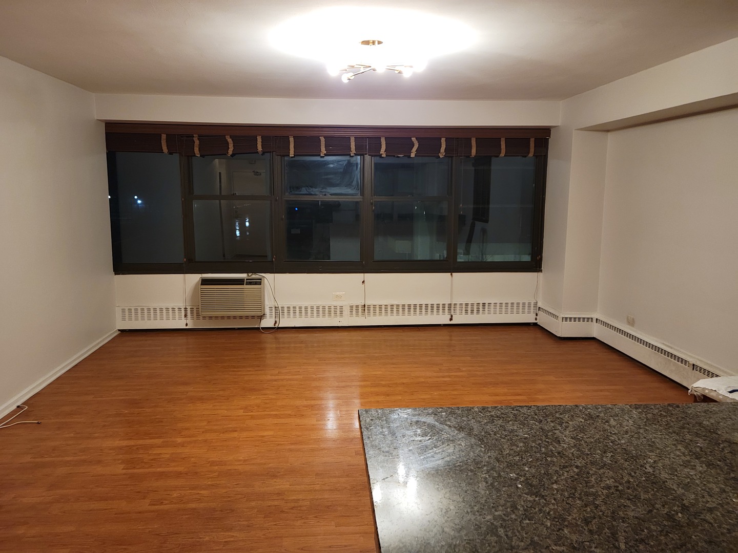 6030 North Sheridan Road, Unit 602 Chicago, IL 60660 - Photo 8 of 14 a view of a building