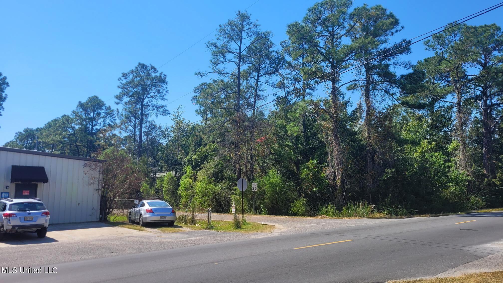 34th Street Gulfport, MS 39501 - Photo 10 of 15 20221007_120610
