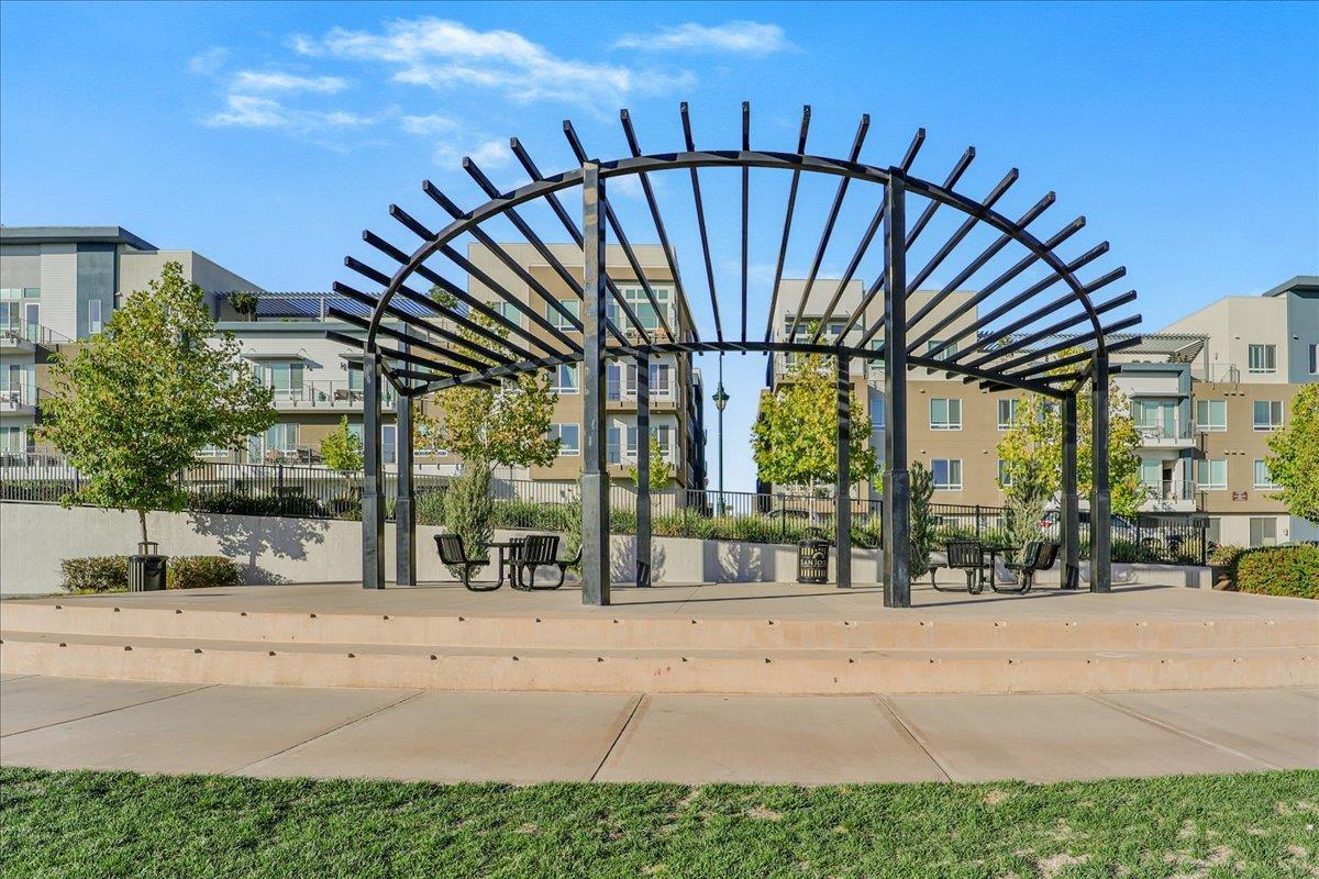 218 William Manly Street, Unit 2 San Jose, CA 95136 - Photo 51 of 65