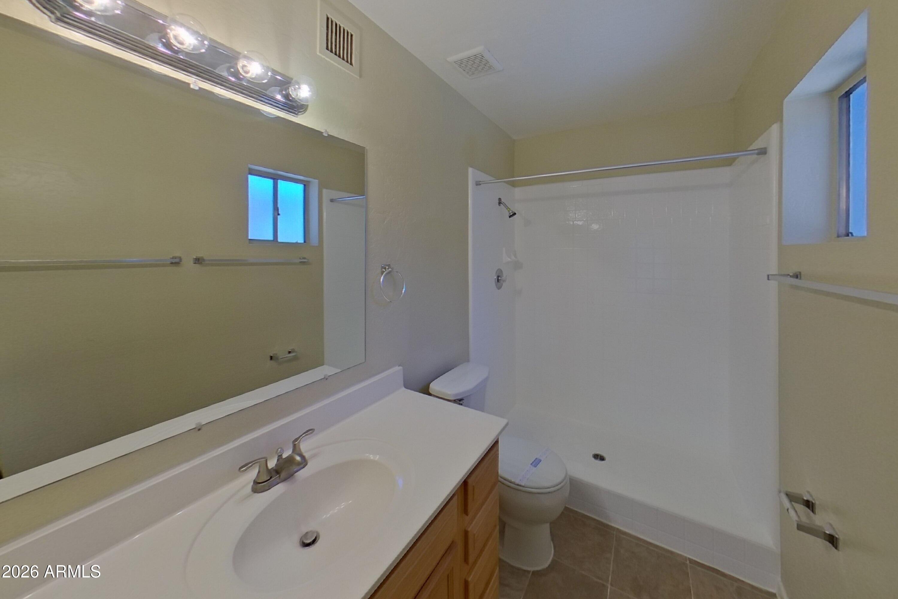 2403 South Evergreen Road Tempe, AZ 85282 - Photo 9 of 16