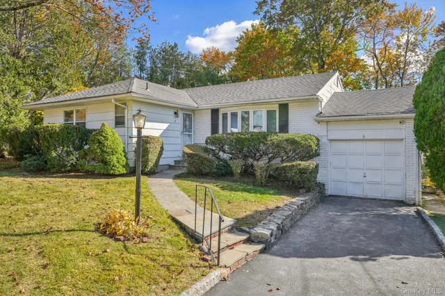 $799,900 | 71 Dora Lane, New Rochelle, NY 10804