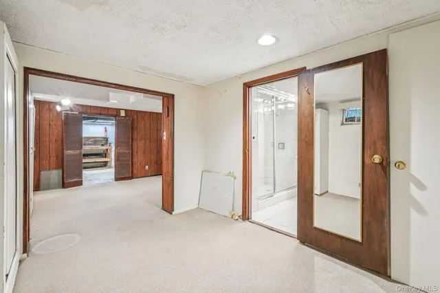 $799,900 | 71 Dora Lane, New Rochelle, NY 10804