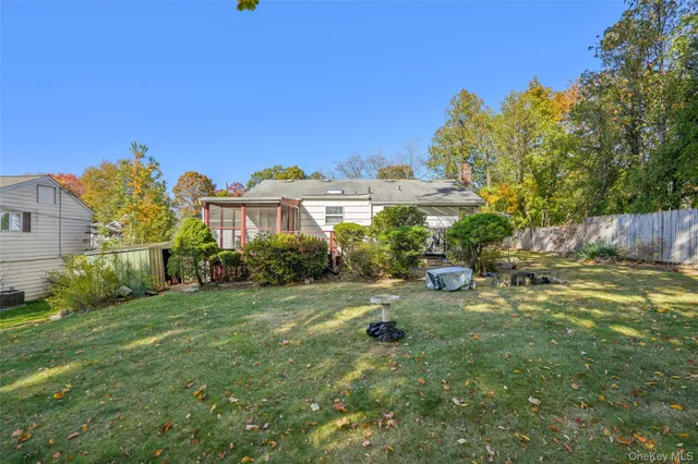 $799,900 | 71 Dora Lane, New Rochelle, NY 10804