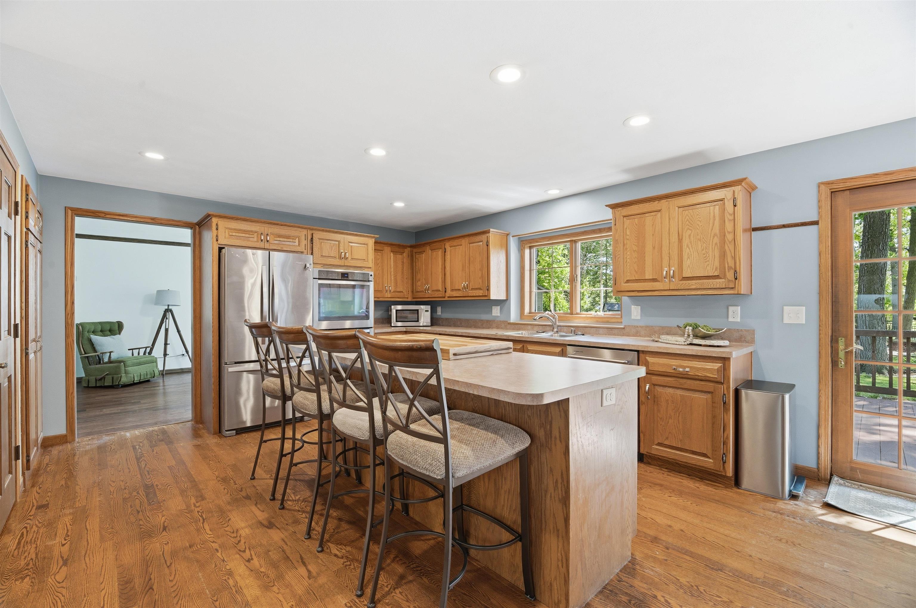 506 South Covenant Lane Appleton, WI 54915 - Photo 8 of 34
