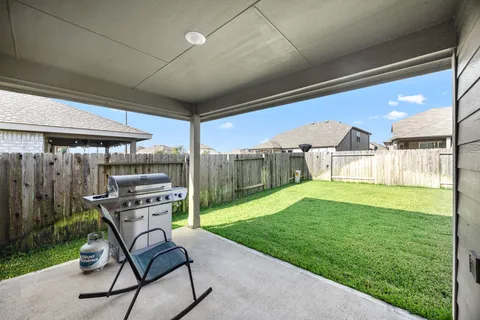 $300,000 | 5807 Savanna Pasture Road, Katy, TX 77493