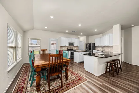 $300,000 | 5807 Savanna Pasture Road, Katy, TX 77493