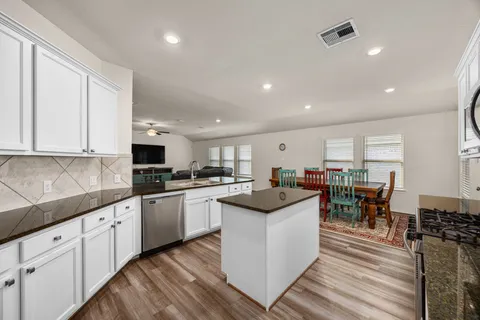 $300,000 | 5807 Savanna Pasture Road, Katy, TX 77493