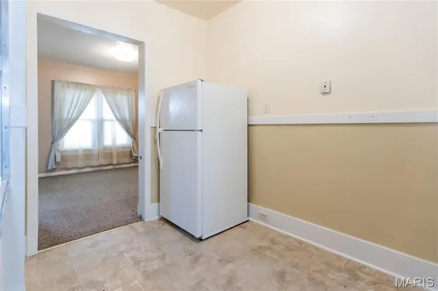 $74,900 | 469 North 1st Street, Wood River, IL 62095