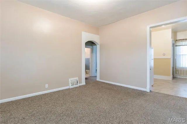 $74,900 | 469 North 1st Street, Wood River, IL 62095